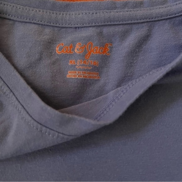 Cat & Jack bundle of 2 long-sleeve t-shirts with floral print and peace sign - Picture 4 of 5